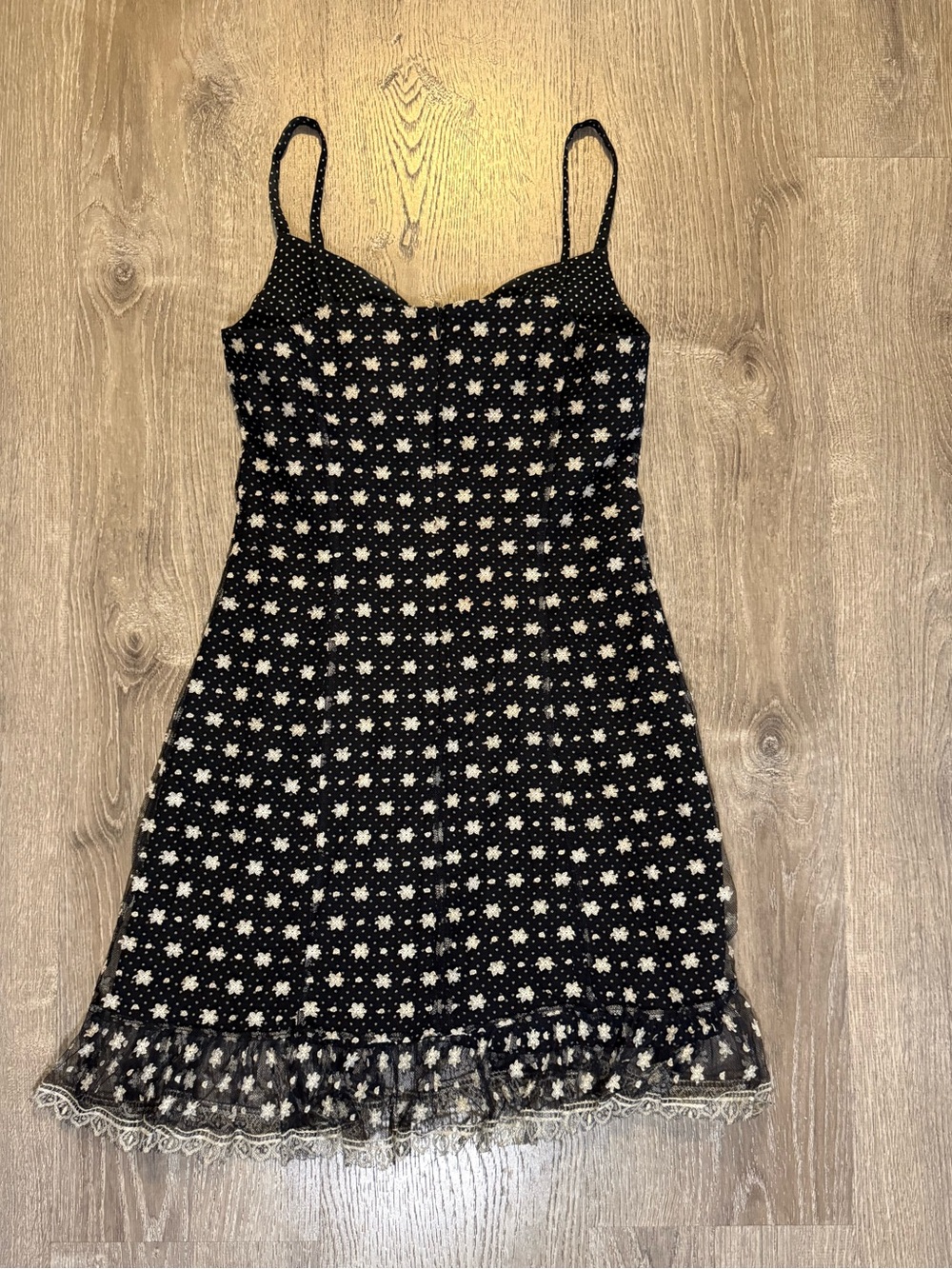 Kenzo vintage Black & White Polka Dot Strappy Mini Dress with Floral Lace - Picture 4 of 9